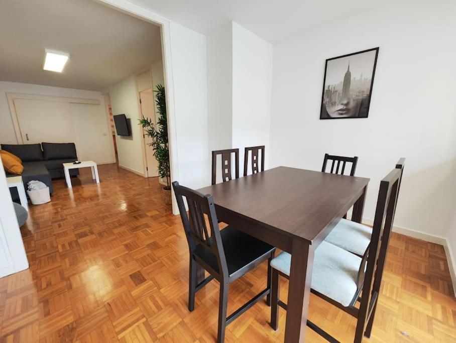 Centro De Vigo Garaje Apartment Ngoại thất bức ảnh